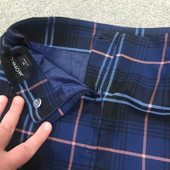 MONKI: Like New Condition Women's Plaid Skirt - Picture 3 of 4